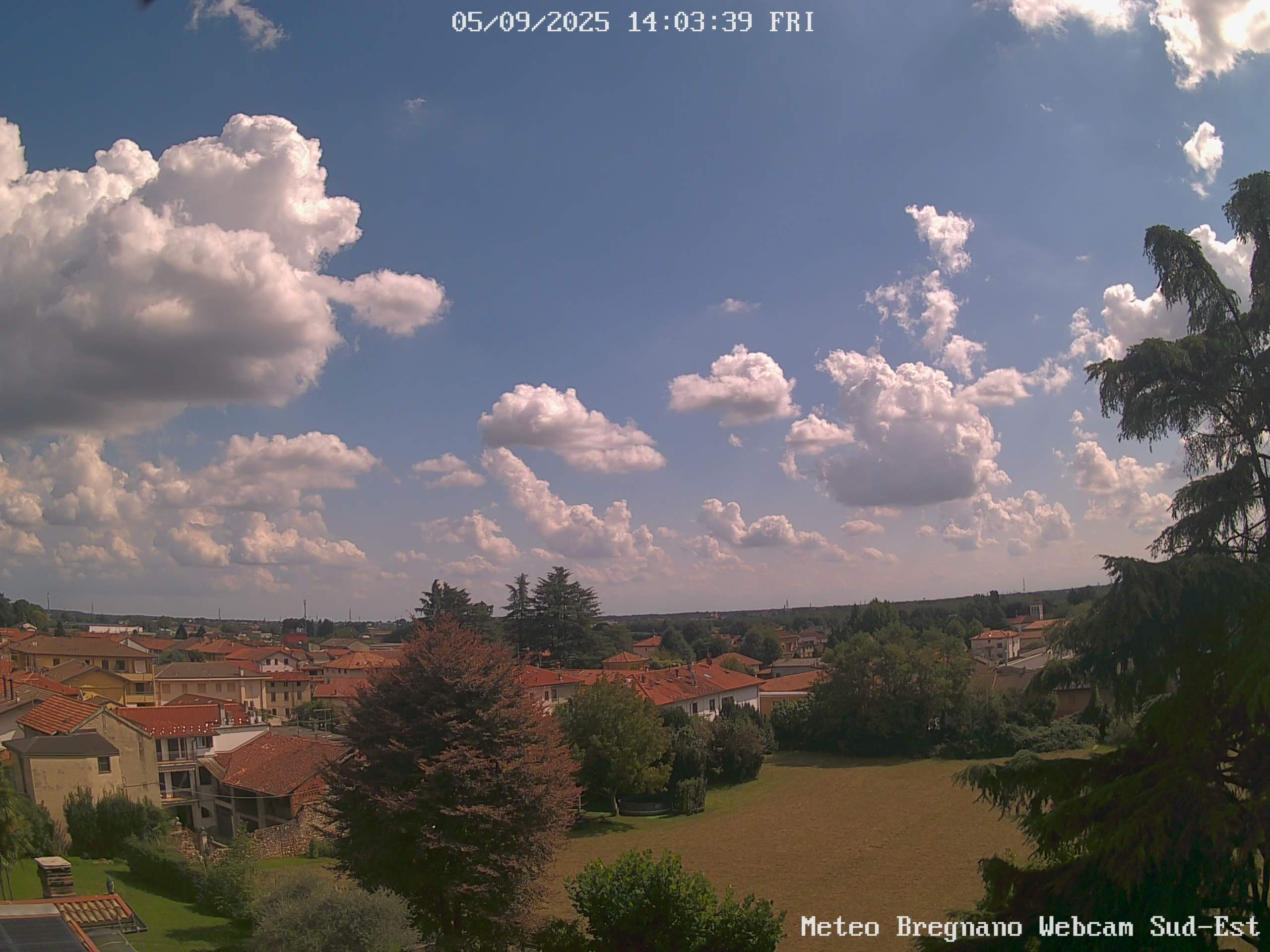 immagine della webcam nei dintorni di San Fermo della Battaglia: webcam Bregnano