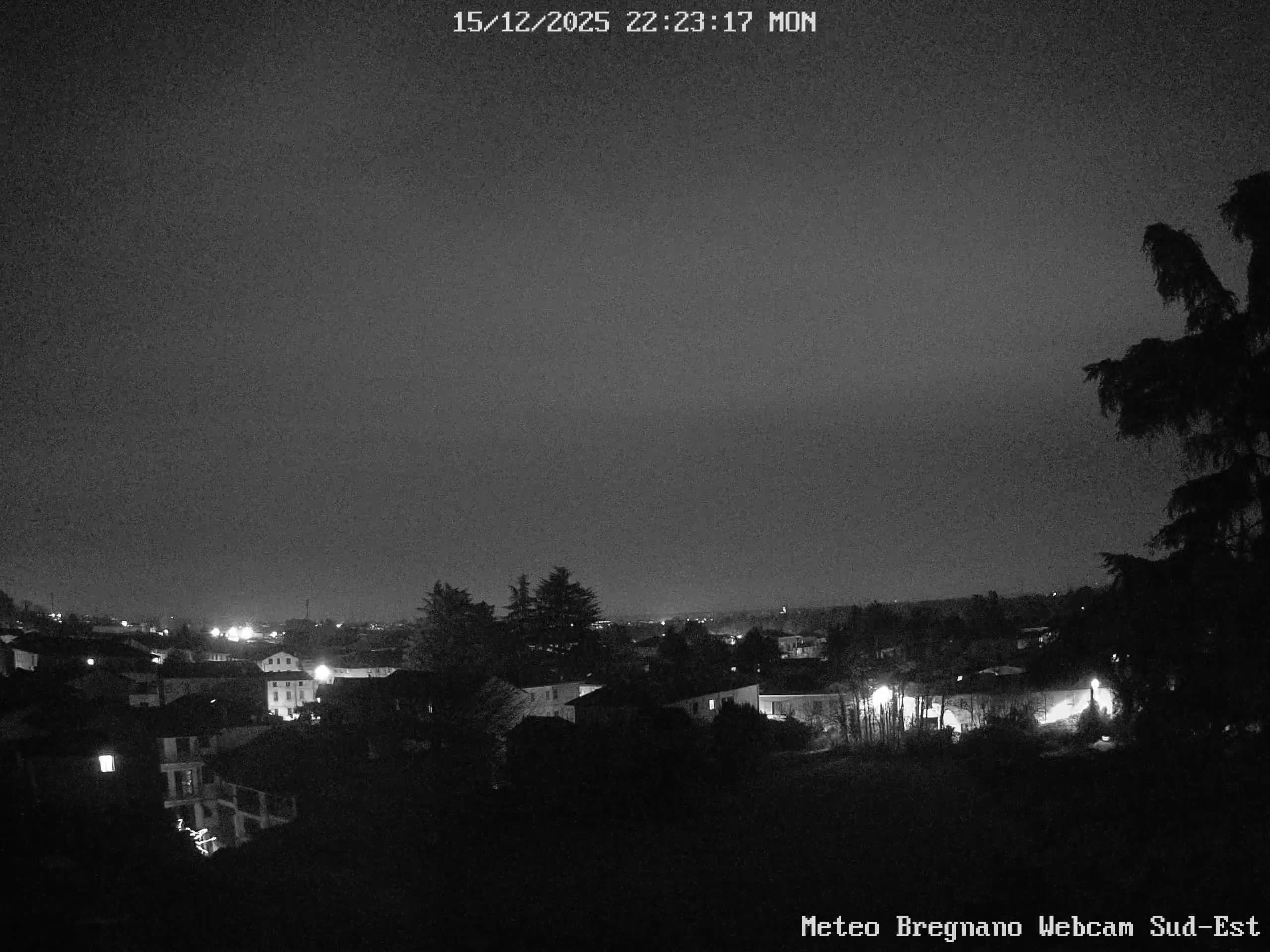immagine della webcam nei dintorni di Cassano Magnago: webcam Bregnano