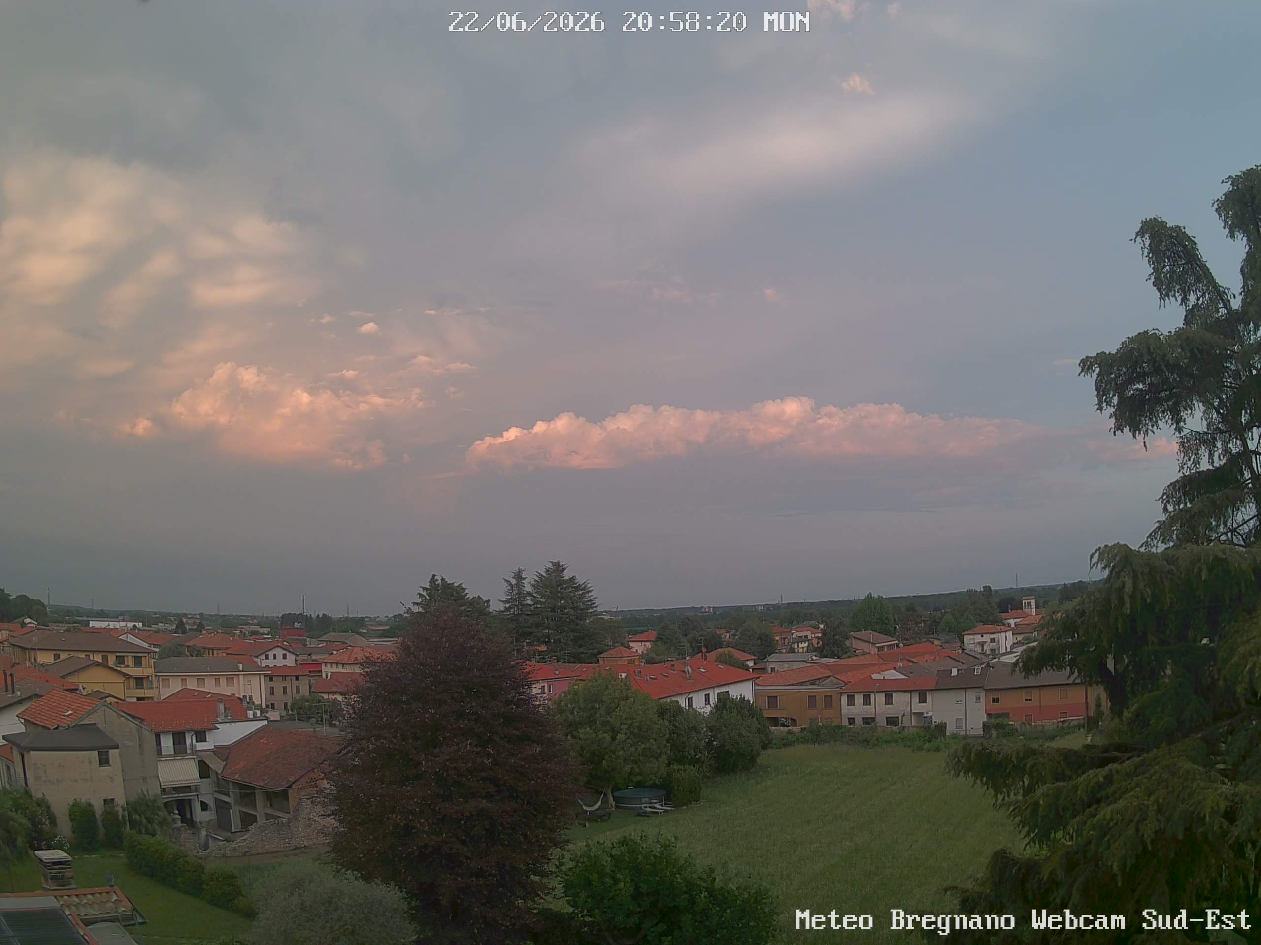 immagine della webcam nei dintorni di Cassano Magnago: webcam Bregnano