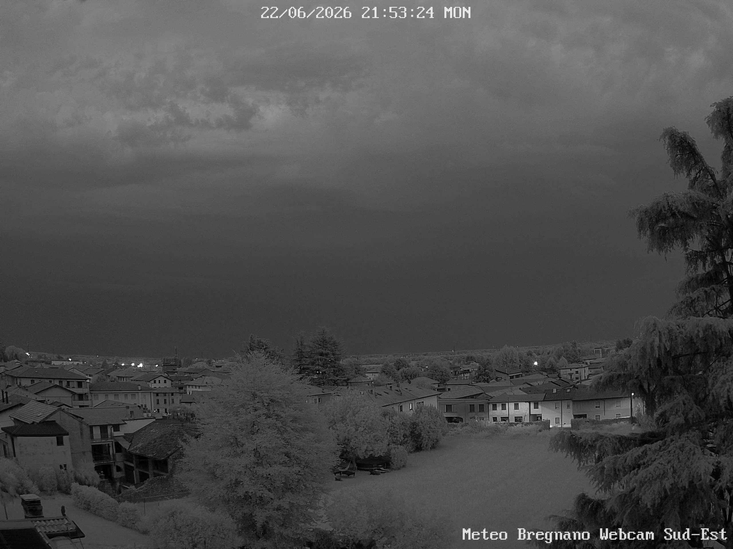 immagine della webcam nei dintorni di Albese con Cassano: webcam Bregnano